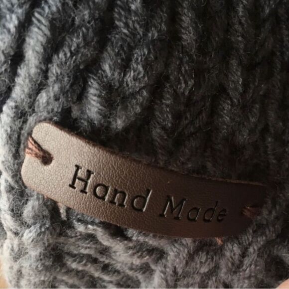 CHUNKY HAND KNITTED CHARCOAL POM SWEATER SIZE M/L NWT - Picture 4 of 6